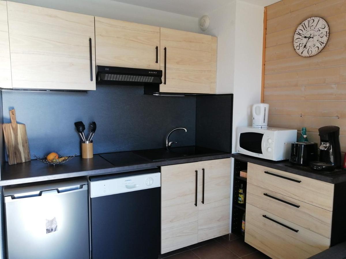 Appartement F3 au calme, vue sur le lac. Les Angles  Extérieur photo