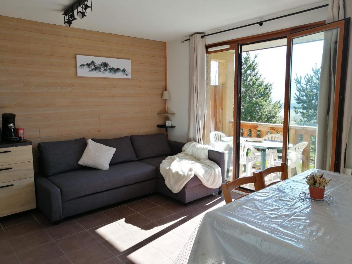 Appartement F3 au calme, vue sur le lac. Les Angles  Extérieur photo